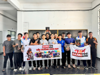 Sinh viên khoa Kỹ thuật Giao thông hào hứng tham gia chương trình 