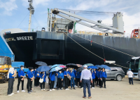 Lớp K65 KHHH2 Tham quan Cảng Quốc tế Nam Vân Phong