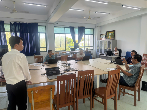 Xét duyệt thuyết minh đề tài nghiên cứu khoa học cấp trường 