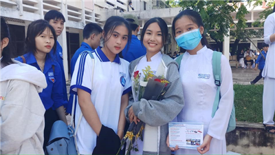 Tư vấn tuyển sinh đại học tại Trường PTTH Nguyễn Trãi – Ninh Hòa