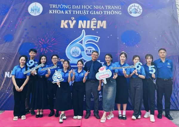 KỶ NIỆM 65 NĂM NGÀY THÀNH LẬP TRƯỜNG ĐẠI HỌC NHA TRANG (01/08/1959-01/08/2024)